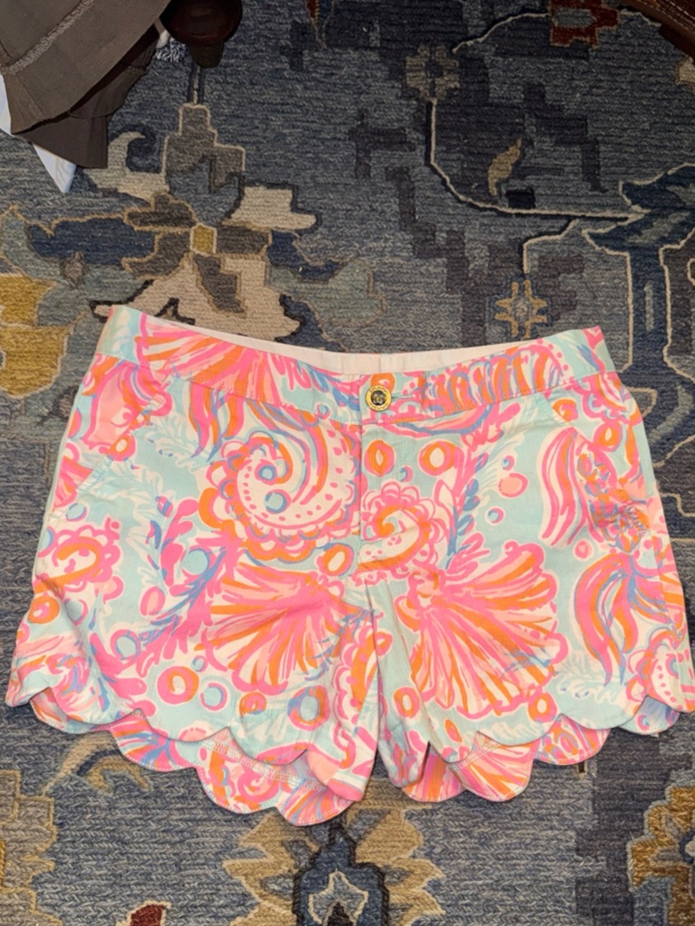 Lilly Pulitzer  The Buttercup Short Sz 2 Pink Scalloped Edge Womens Summer